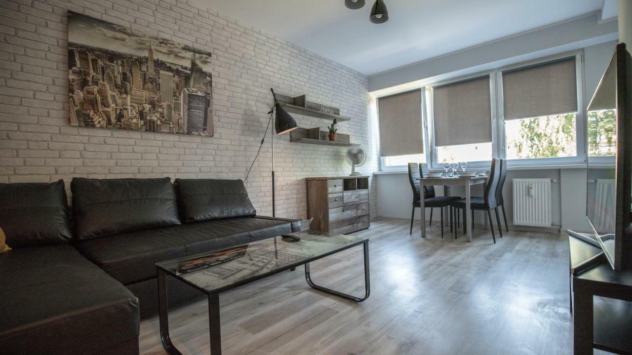 Jdk Apartamenty Serbinowska 53M2 6-Osobowy Kalisz Esterno foto