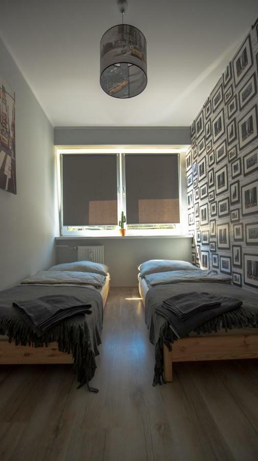 Jdk Apartamenty Serbinowska 53M2 6-Osobowy Kalisz Esterno foto