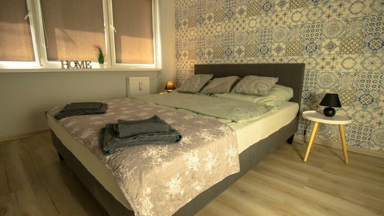 Jdk Apartamenty Serbinowska 53M2 6-Osobowy Kalisz Esterno foto