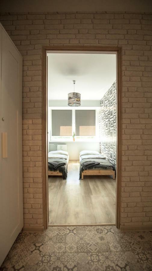Jdk Apartamenty Serbinowska 53M2 6-Osobowy Kalisz Esterno foto
